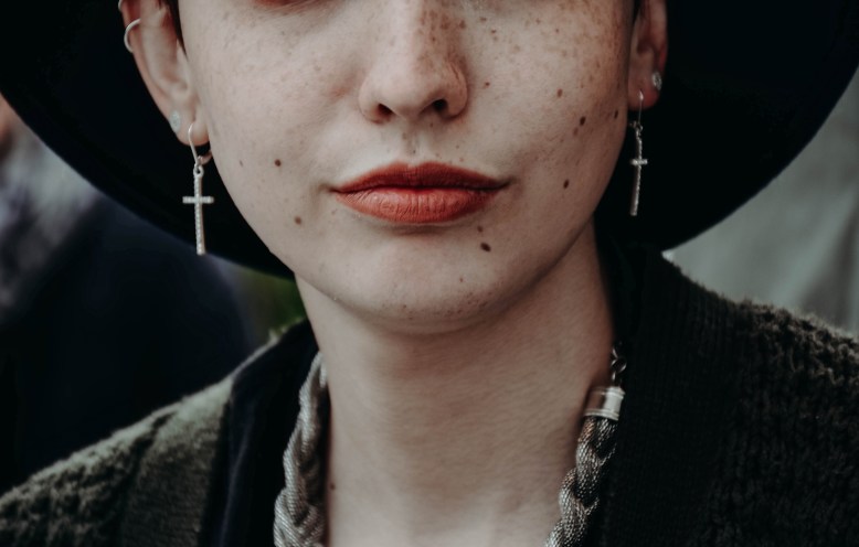 8CCD413C-CD58-4D52-8035-1151568D1A04